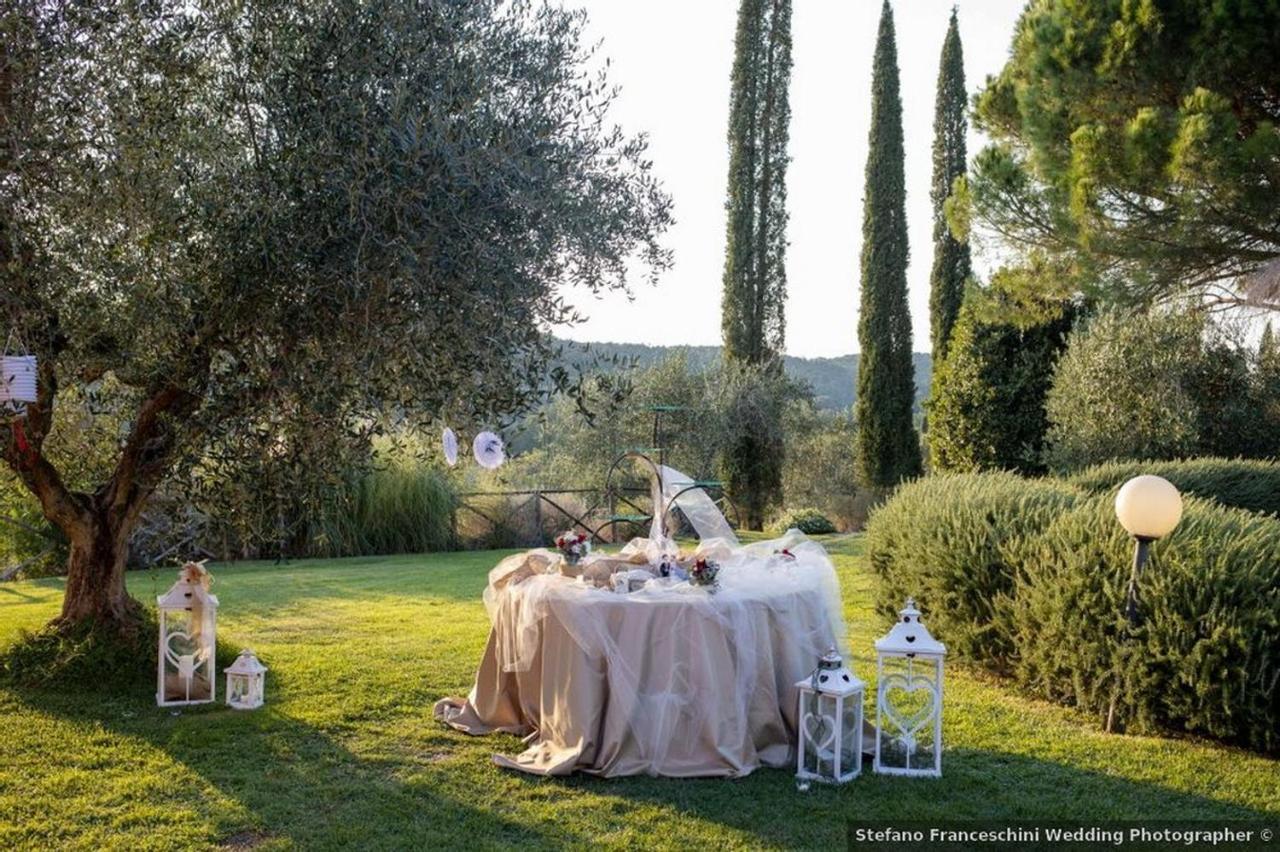 Agriturismo Poggio Corbello La Pesta Dış mekan fotoğraf