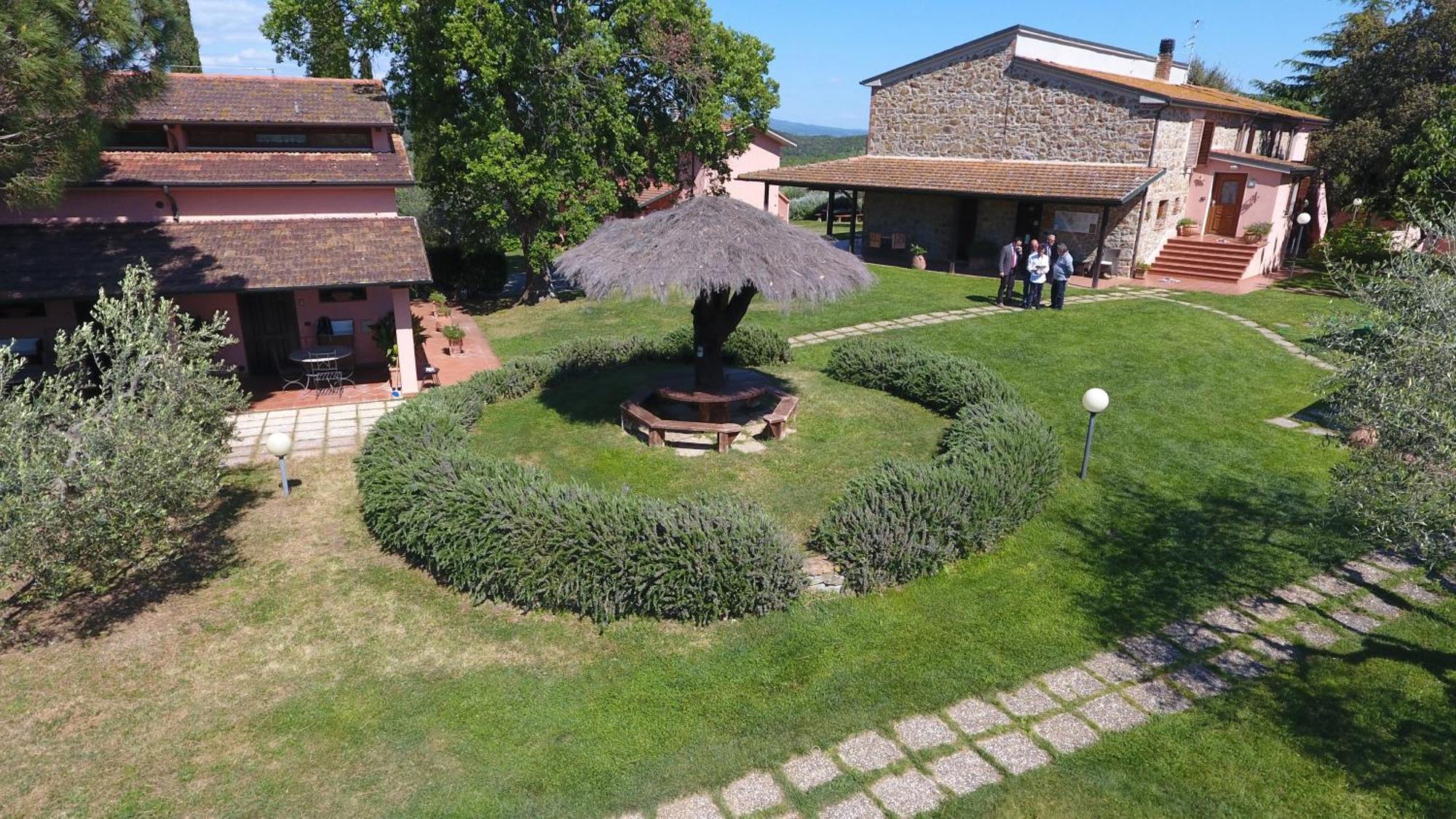 Agriturismo Poggio Corbello La Pesta Dış mekan fotoğraf