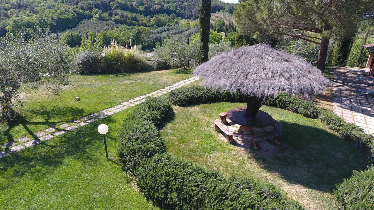 Agriturismo Poggio Corbello La Pesta Dış mekan fotoğraf